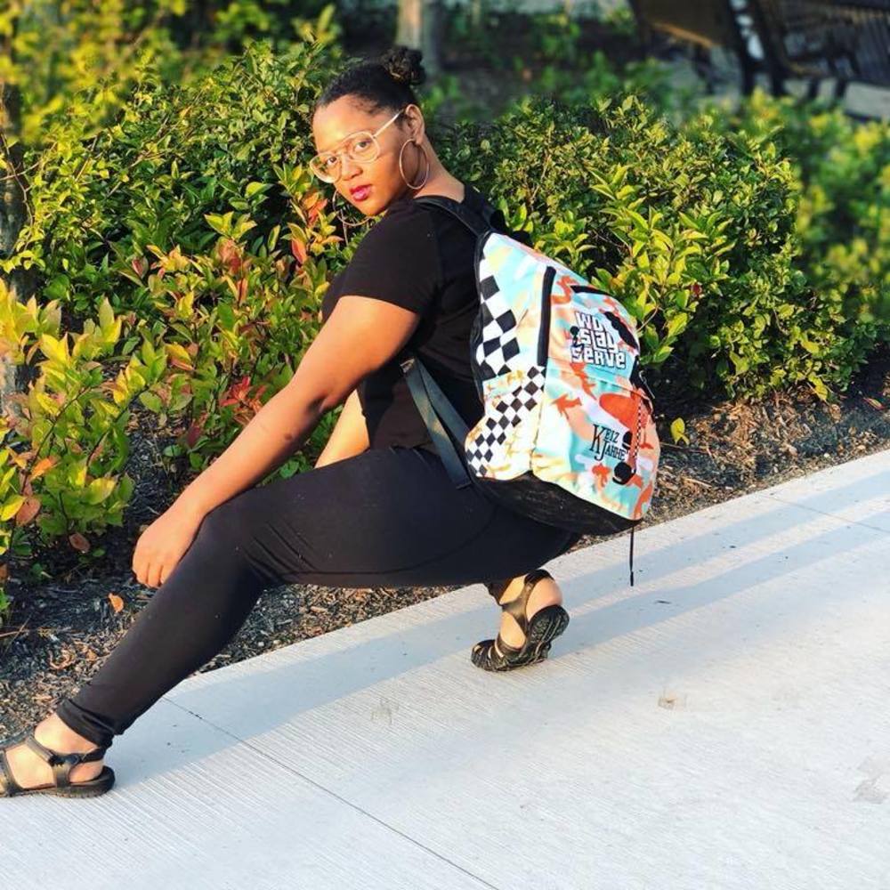 Meet your Posher, Morrisa